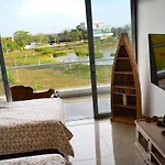 Exclusiva Villa De 5 Habitaciones, Con Piscina Y Playa Privada