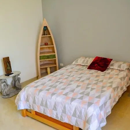 Exclusiva De 5 Habitaciones, Con Piscina Y Playa Privada Holiday home *